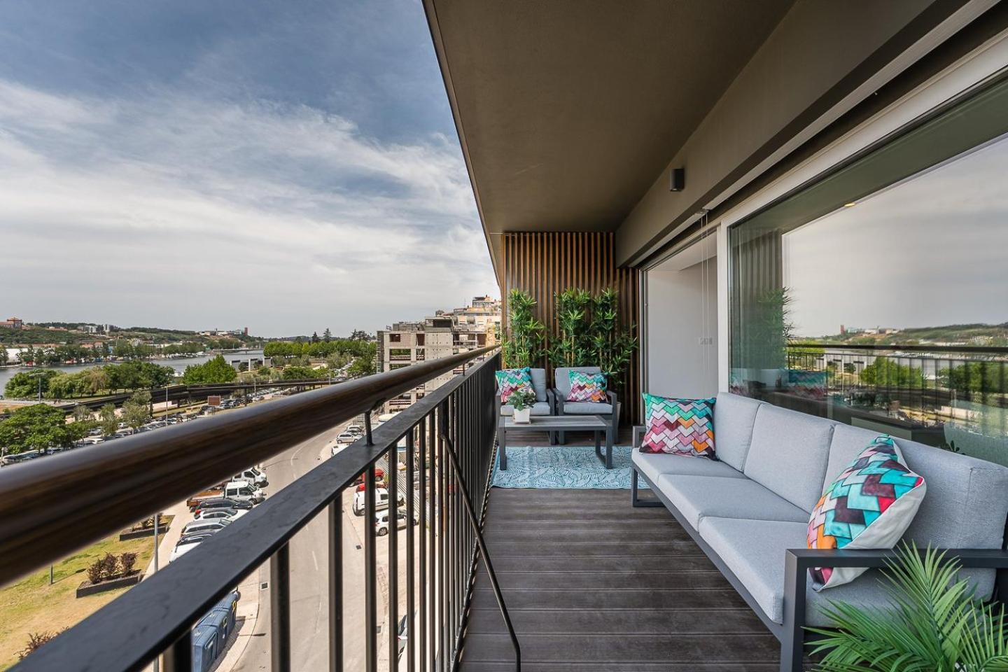 Appartamento Guestready - Majestic Riverside Terrace In Coimbra Esterno foto